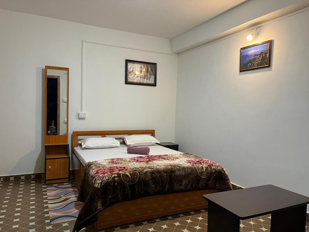 Pradhan Homestay Mirik - Homestay Beside Mirik Lake Kültér fotó